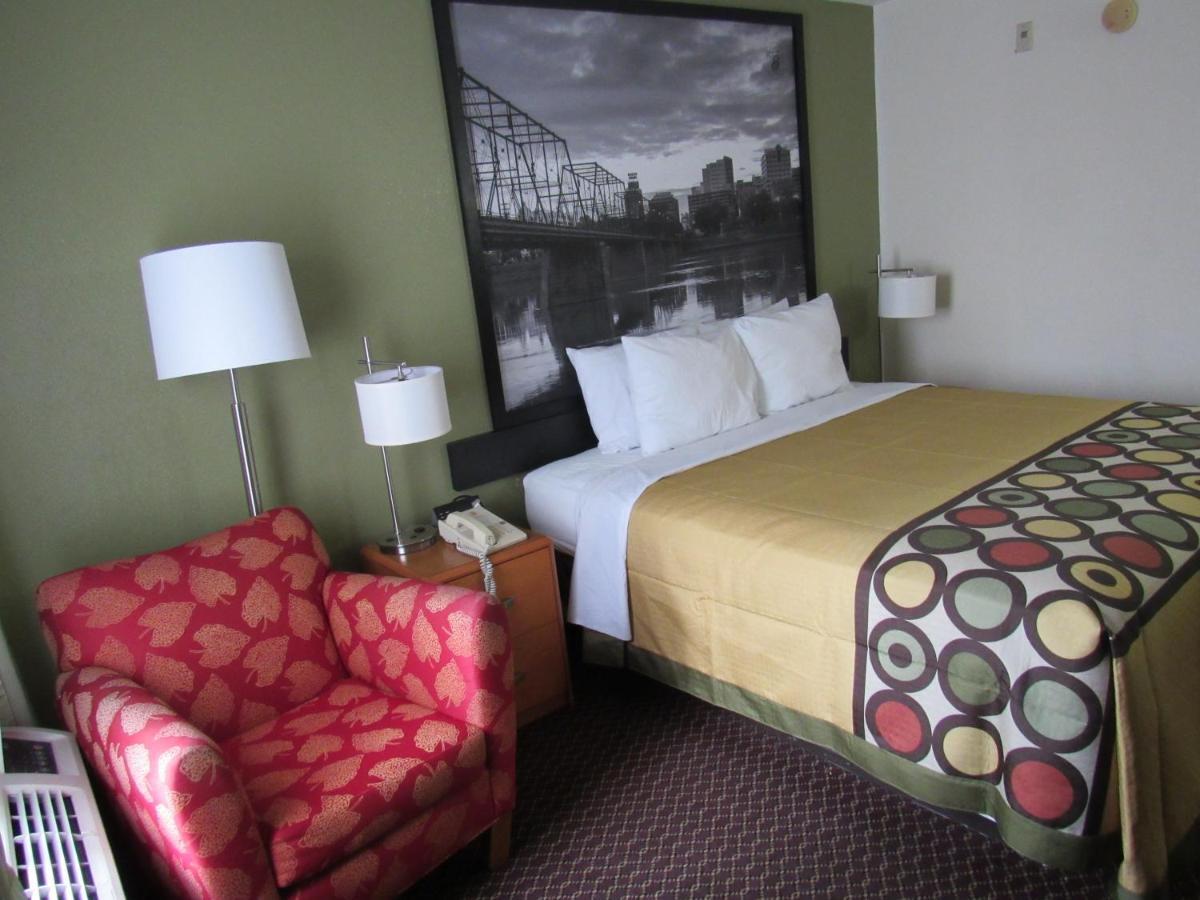 Super 8 By Wyndham Hotel New Cumberland